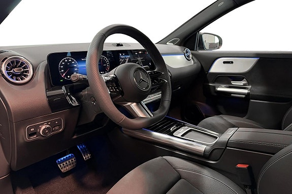 Mercedes-Benz GLA 250 e 6 of 15