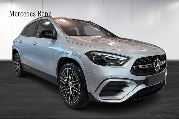 Mercedes-Benz GLA 250 e 2 of 15