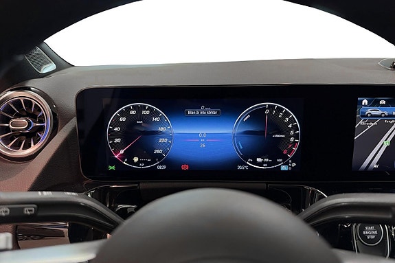 Mercedes-Benz GLA 250 e 7 of 15