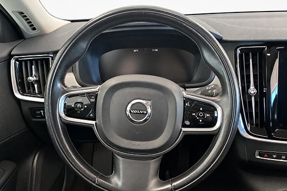 Volvo V90 Cross Country 11 of 19