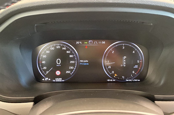 Volvo V90 Cross Country 12 of 19