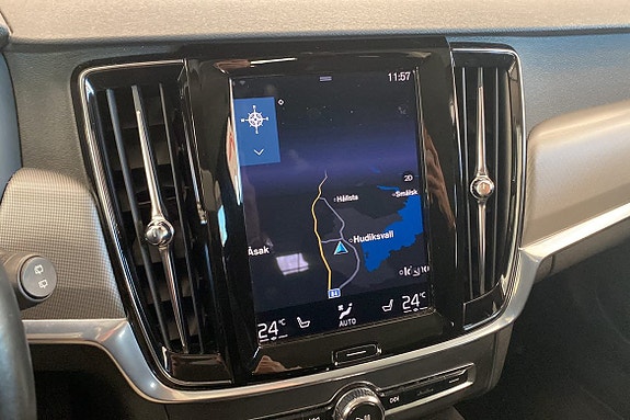 Volvo V90 Cross Country 16 of 19