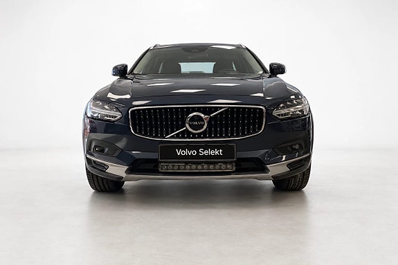 Volvo V90 Cross Country 9 of 19