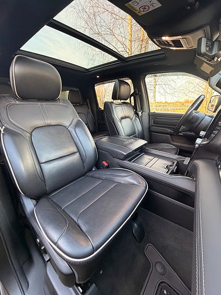 Dodge RAM 1500 20 of 26