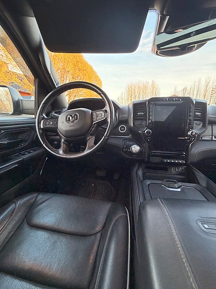 Dodge RAM 1500 23 of 26