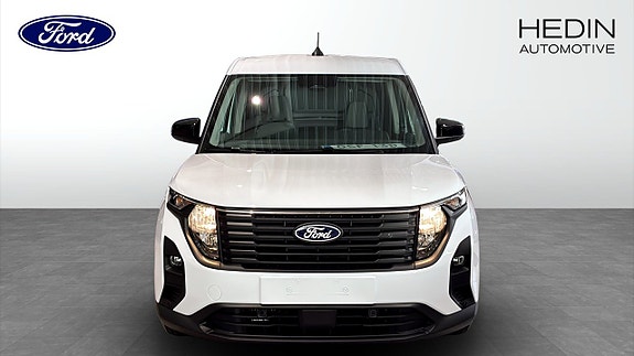 Ford Courier 8 of 10
