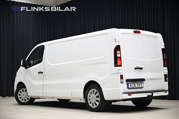 Opel Vivaro 5 of 25
