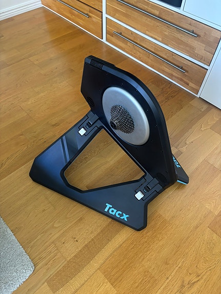 Product image 1 of 8