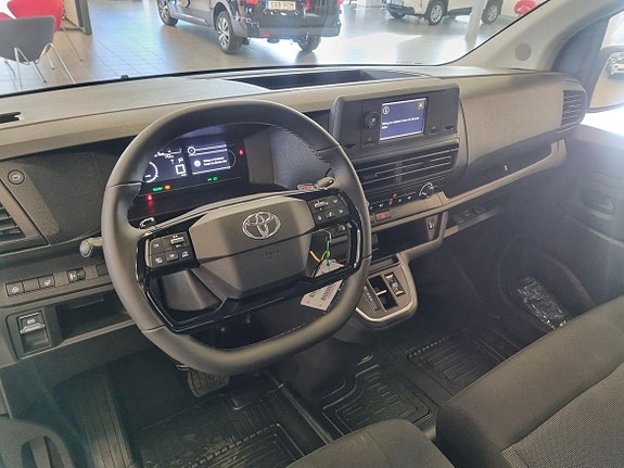 Toyota Proace 8 of 10