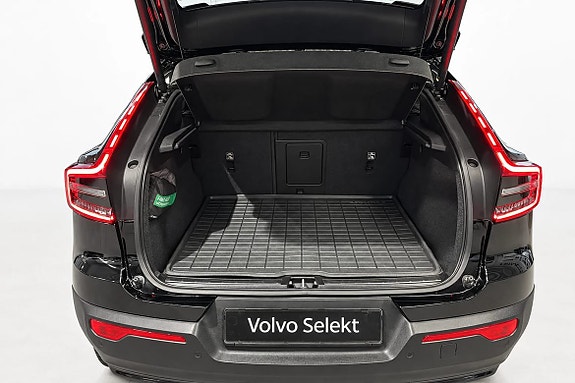 Volvo C40 16 of 22