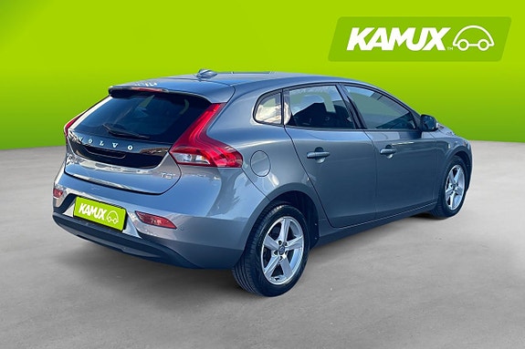 Volvo V40 4 of 26