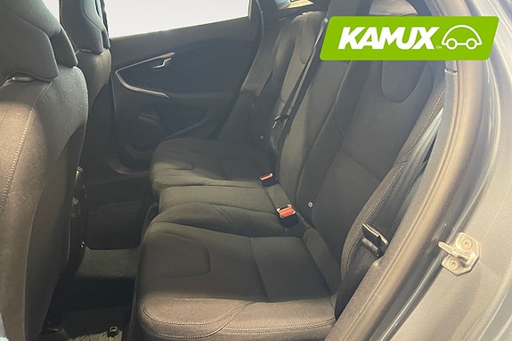 Volvo V40 15 of 26