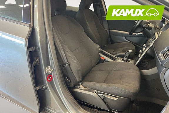 Volvo V40 16 of 26