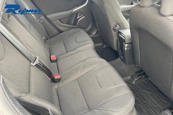 Volvo V40 16 of 21