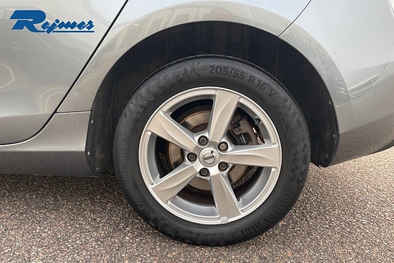 Volvo V40 20 of 21
