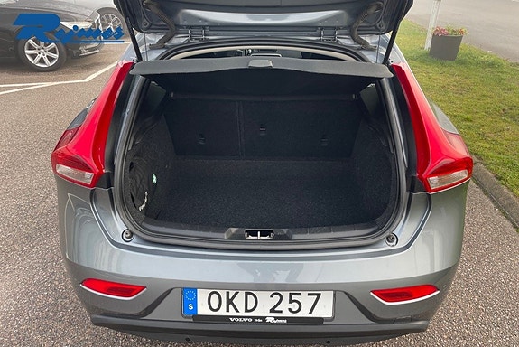 Volvo V40 19 of 21