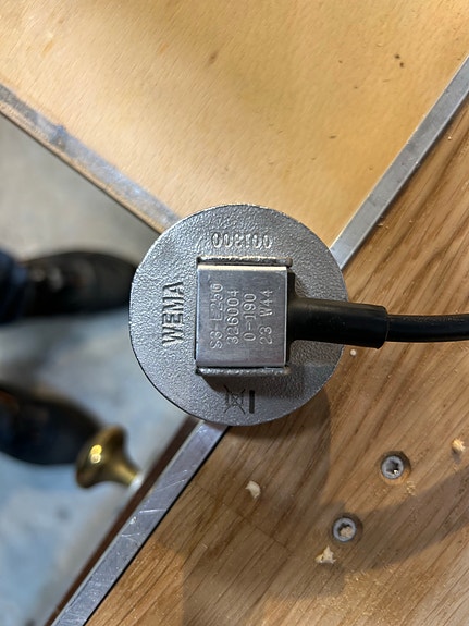 Product image 1 of 2