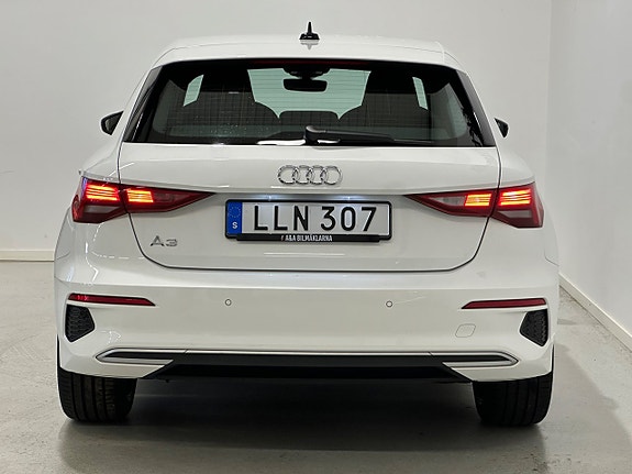 Audi A3 4 of 23