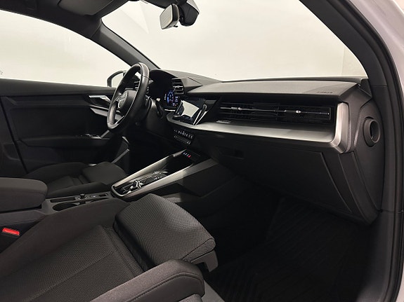 Audi A3 9 of 23