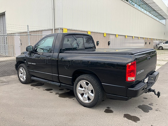 Dodge RAM 1500 3 of 5