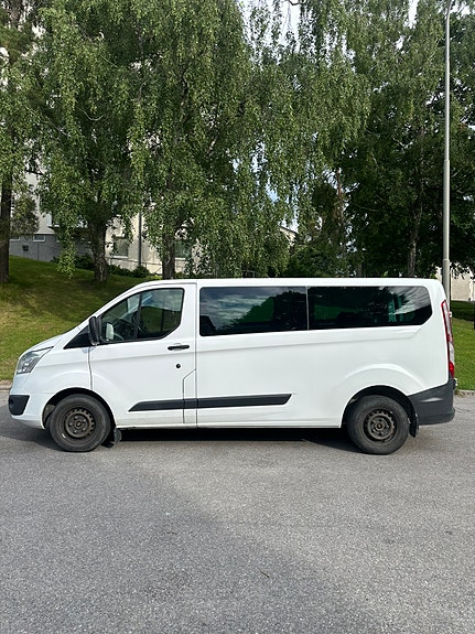 Ford Transit Custom Kombi 310L 8 of 14