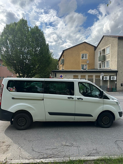 Ford Transit Custom Kombi 310L 4 of 14