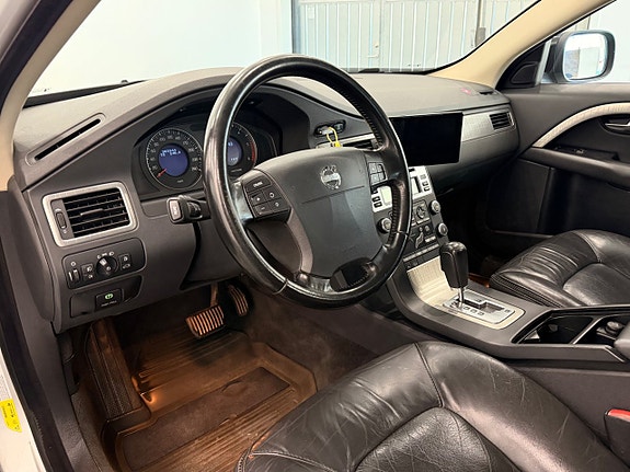Volvo XC70 10 of 20