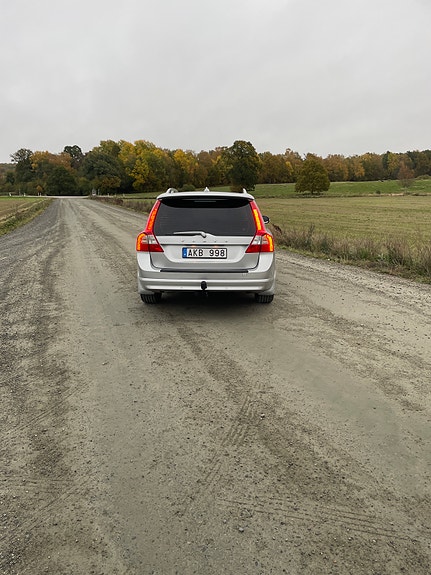 Volvo V70 5 of 11
