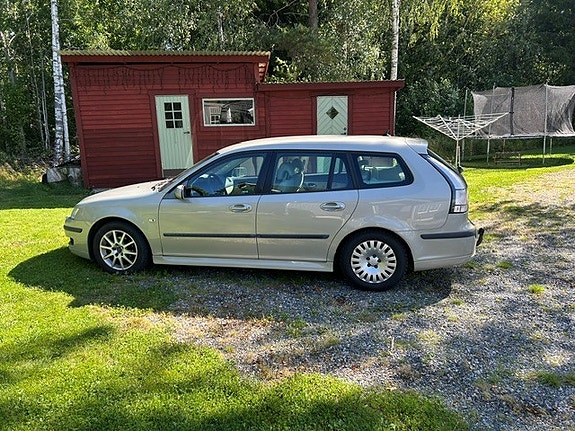 Saab 9-3 2 of 5