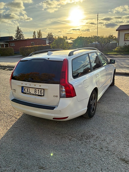 Volvo V50 2 of 3