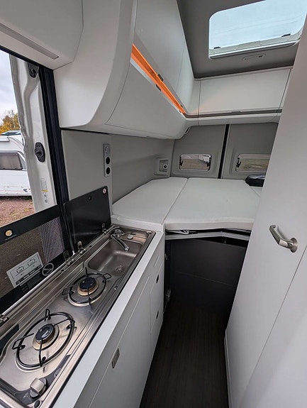 Volkswagen Grand California 12 of 20