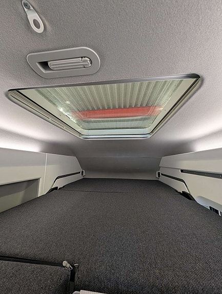 Volkswagen Grand California 16 of 20
