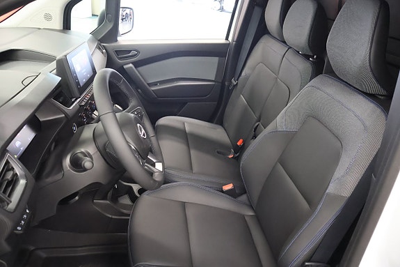Nissan Townstar 2 of 8