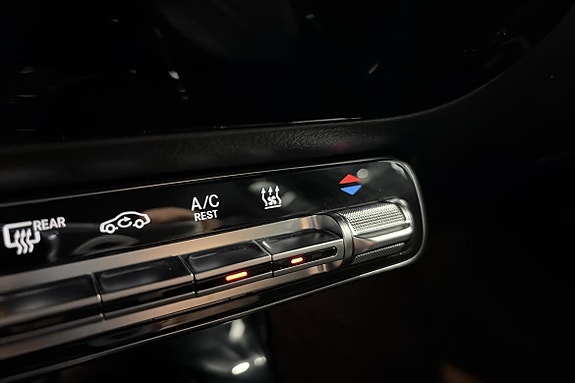 Mercedes-Benz A 250 e 20 of 26