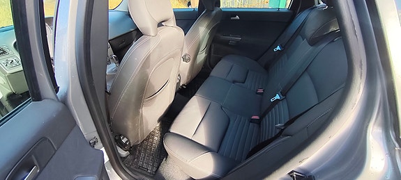Volvo V50 4 of 4