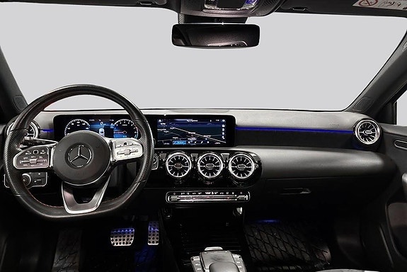 Mercedes-Benz A 250 e 7 of 16