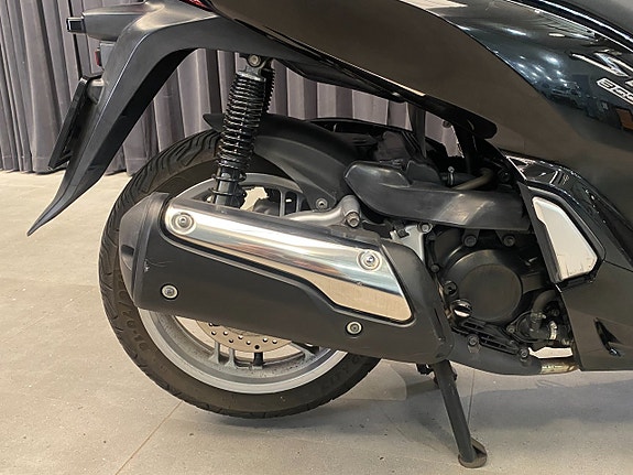 Honda SH300A 18 of 30