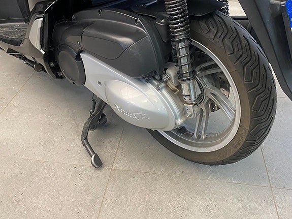 Honda SH300A 27 of 30