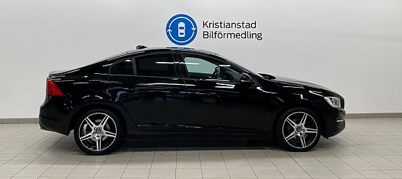 Volvo S60 4 of 12