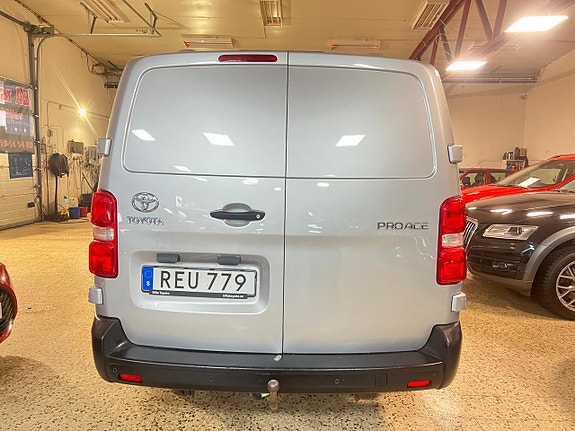 Toyota Proace 12 of 12