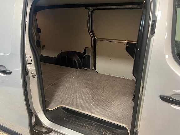 Toyota Proace 9 of 12