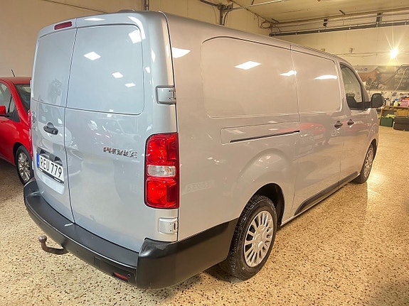 Toyota Proace 4 of 12