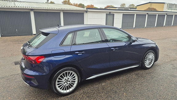 Audi A3 4 of 19