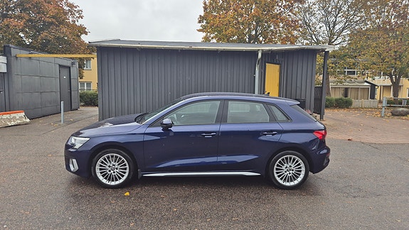Audi A3 3 of 19
