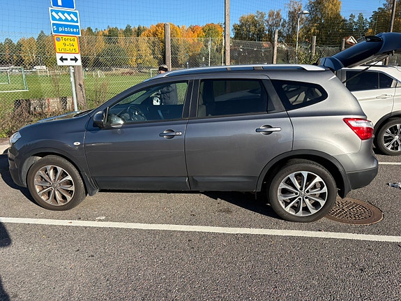 Nissan Qashqai+2