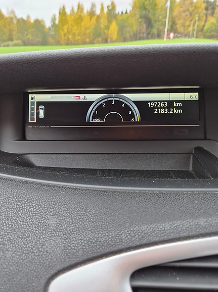 Renault Grand Scenic III 9 of 10