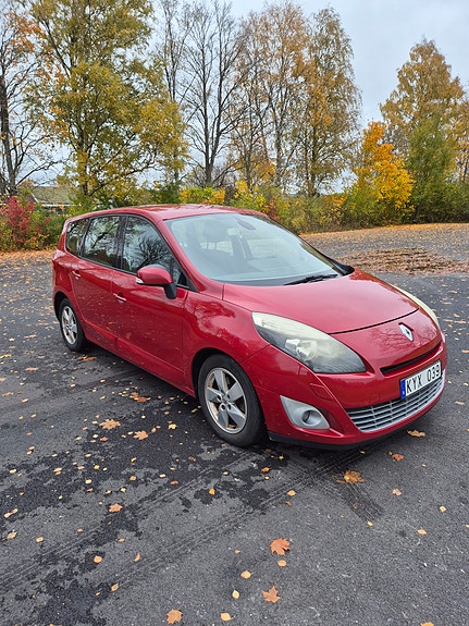 Renault Grand Scenic III 5 of 10