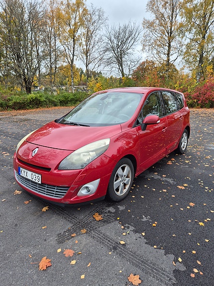 Renault Grand Scenic III 4 of 10