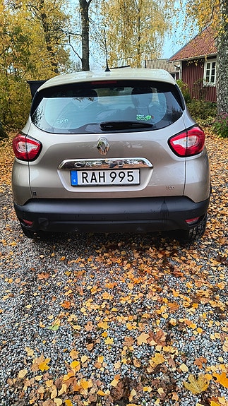 Renault Captur 9 of 26