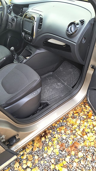 Renault Captur 15 of 26